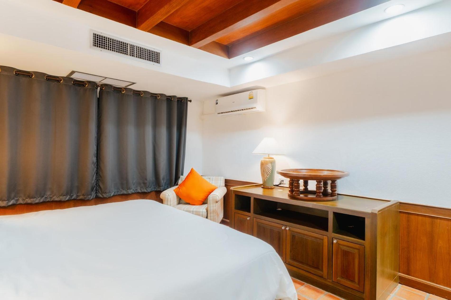 The Sands 2 Bedroom Apartment Naiharn Nai Harn エクステリア 写真